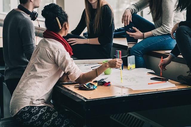 Studenti o svých zkušenostech se studiem psychologie na Karlově univerzitě